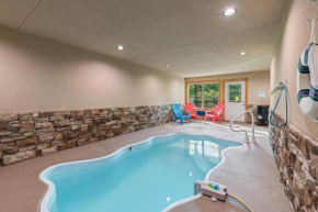 Blackberry Splash Pool Cabin Pigeon Forge